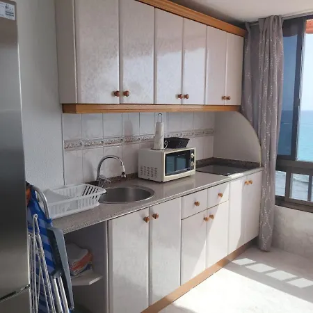 Vistas Al Mar Apartment *